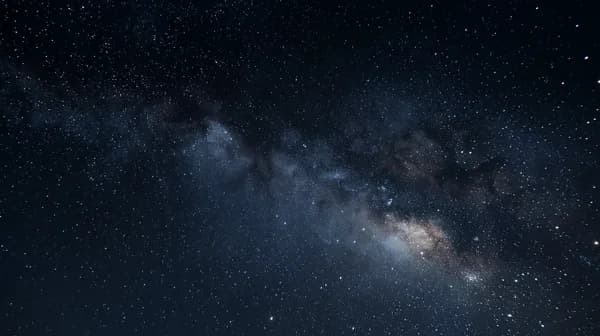 Starry Night Galaxy Wallpaper with Milky Way Band and Stars - HD Wallpaper, 4k Background Image