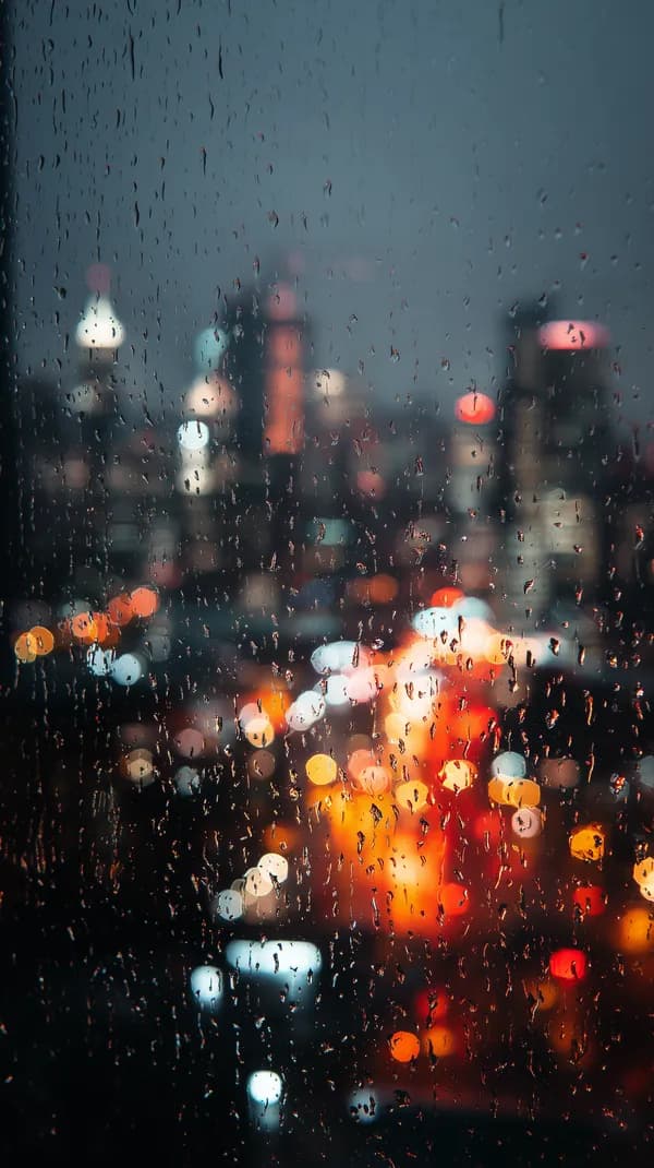 Rainy Night Cityscape with Soft Bokeh Lights - Urban Rain Wallpaper - HD Wallpaper, 4k Background Image